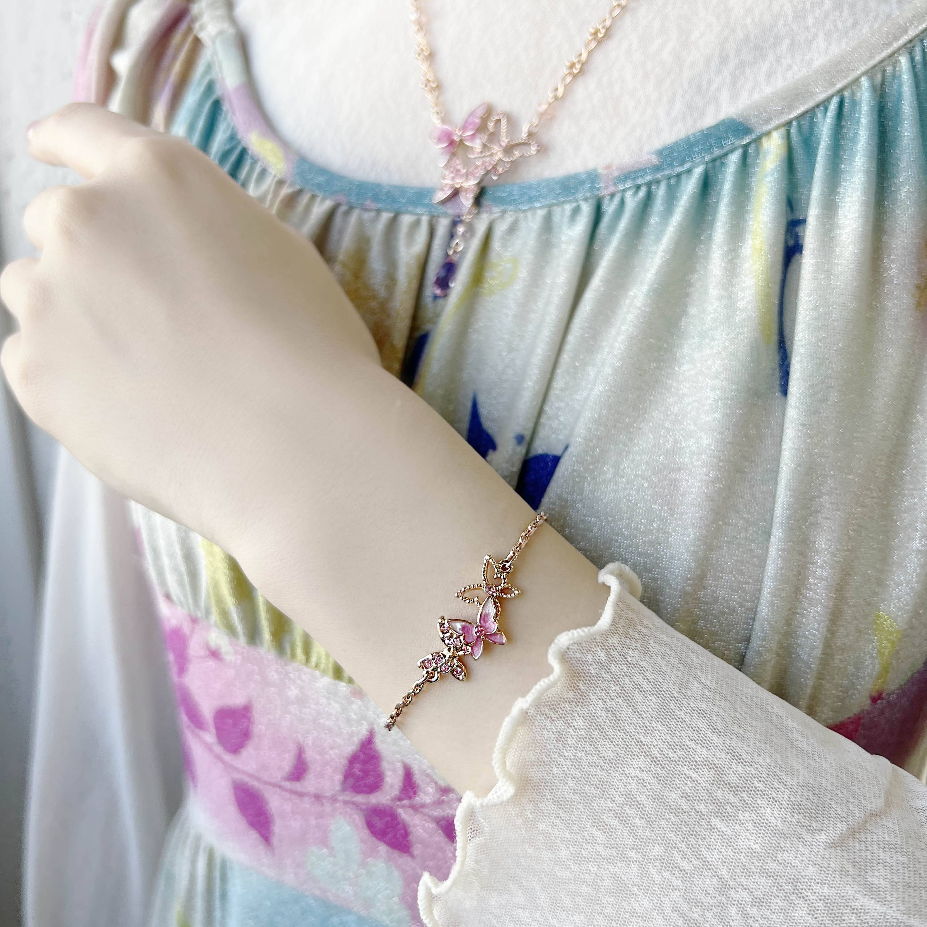 Butterflymotif limited item